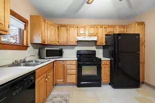 5 Central Ave, Haverhill, MA 01835 - Photo 9