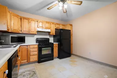 5 Central Ave, Haverhill, MA 01835 - Photo 11