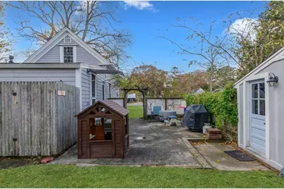 9 Mansion St, Harwich, MA 02671 - Photo 17