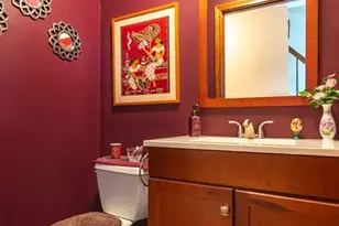 172 Beekman Dr, Agawam, MA 01001 - Photo 3