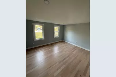 35 Claulise Ln, Mashpee, MA 02649 - Photo 9