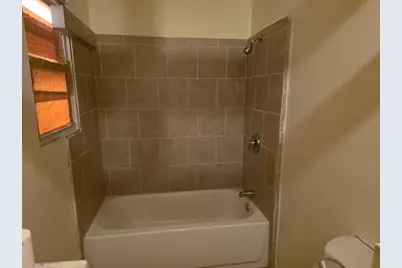 21 Clifford St, Springfield, MA 01109 - Photo 5