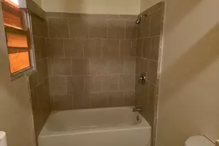 21 Clifford St, Springfield, MA 01109 - Photo 5