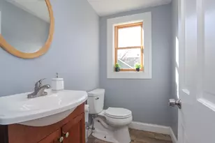 58 Willard Ave, Springfield, MA 01109 - Photo 9