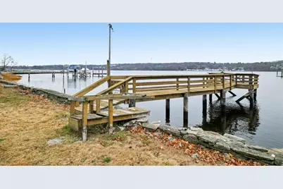 2396 Riverside Ave, Somerset, MA 02726 - Photo 3