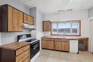 2396 Riverside Ave, Somerset, MA 02726 - Photo 35