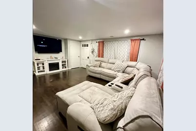 29 Fresh Pond Cir, Plymouth, MA 02360 - Photo 3