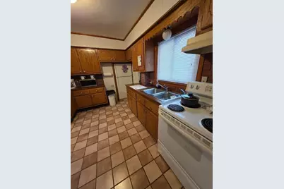 478 Tucker, Fall River, MA 02721 - Photo 5