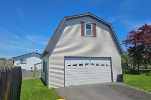 478 Tucker, Fall River, MA 02721 - Photo 3