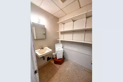 31 N Main, Sherborn, MA 01770 - Photo 7