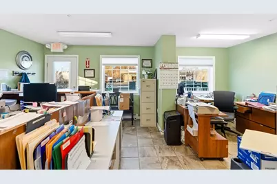 381 Summer Street, Fitchburg, MA 01420 - Photo 23