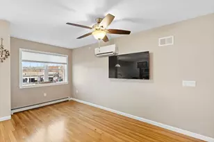 381 Summer St, Fitchburg, MA 01420 - Photo 11