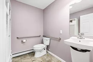 381 Summer St, Fitchburg, MA 01420 - Photo 17