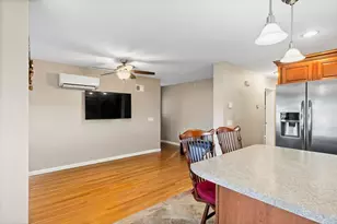 381 Summer St, Fitchburg, MA 01420 - Photo 11