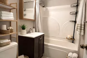 29 Arlington Rd, Woburn, MA 01801 - Photo 7