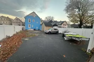 69 Myrtle St, New Bedford, MA 02740 - Photo 3