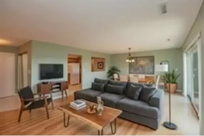 1006 Paradise Rd #PHO, Swampscott, MA 01907 - Photo 1