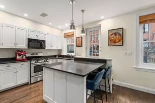 123 Charles St, Boston, MA 02114 - Photo 1