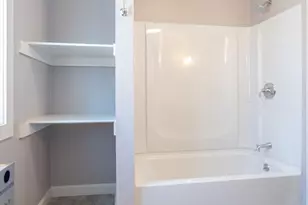 114 Green St, Gardner, MA 01440 - Photo 29