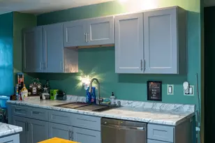 135-137 Suffolk St, Springfield, MA 01109 - Photo 9