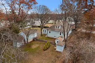 11 Devonshire St, Lawrence, MA 01843 - Photo 37