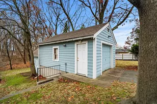 11 Devonshire St, Lawrence, MA 01843 - Photo 31