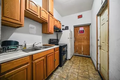 321-323 High St, Holyoke, MA 01040 - Photo 5