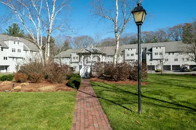 905 Sherwood Forest Ln. #905, Saugus, MA 01906 - Photo 37