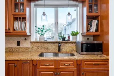 905 Sherwood Forest Ln. #905, Saugus, MA 01906 - Photo 11