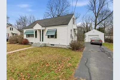 47 Holy Cross Street, Springfield, MA 01104 - Photo 3