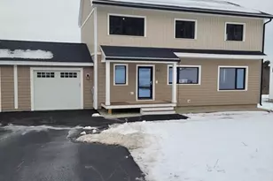 21 Windsor Ln, Hudson, NH 03051 - Photo 1