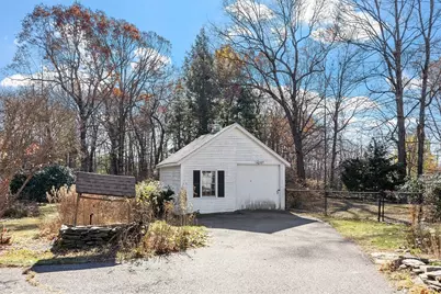 64 Chestnut St, Lunenburg, MA 01462 - Photo 7