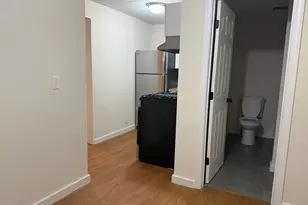 218 Middlesex Ave, Medford, MA 02155 - Photo 3