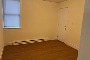 218 Middlesex Ave, Medford, MA 02155 - Photo 5