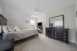 324 W Union St, East Bridgewater, MA 02333 - Photo 29