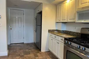 27 Pleasant St, Middleton, MA 01949 - Photo 5