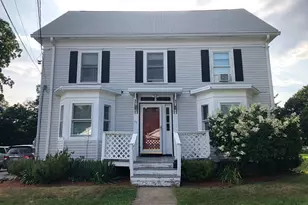 27 Pleasant St, Middleton, MA 01949 - Photo 1