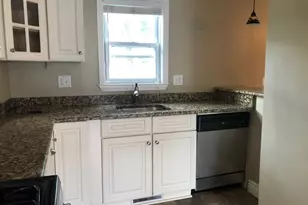 27 Pleasant St, Middleton, MA 01949 - Photo 7