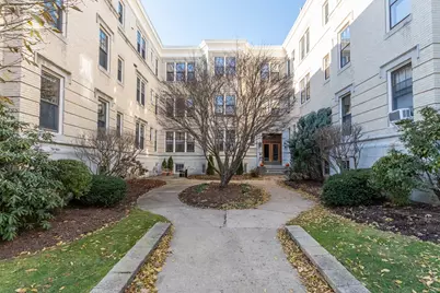 30 Kilsyth Rd #3, Brookline, MA 02445 - Photo 3