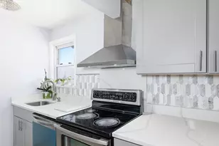 21 Beach Rd, Revere, MA 02151 - Photo 7