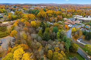 917 Elm St, West Springfield, MA 01089 - Photo 17