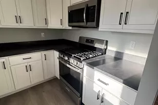 8 Nicks Rock Rd, Plymouth, MA 02360 - Photo 9