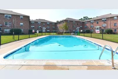 4 Colonial Village Dr #9, Arlington, MA 02474 - Photo 33