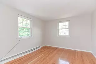 4 Colonial Village Dr, Arlington, MA 02474 - Photo 11