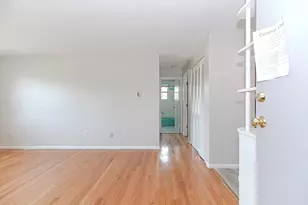 4 Colonial Village Dr, Arlington, MA 02474 - Photo 27