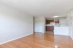 4 Colonial Village Dr, Arlington, MA 02474 - Photo 23