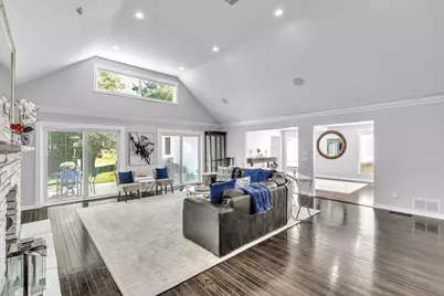 6 Strathmore Rd, Dartmouth, MA 02747 - Photo 5