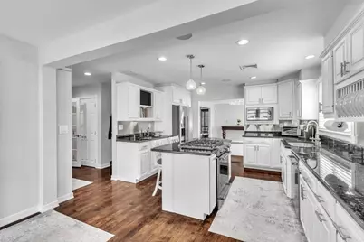 6 Strathmore Rd, Dartmouth, MA 02747 - Photo 13