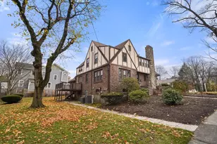 28 Exmoor Rd, Newton, MA 02459 - Photo 37