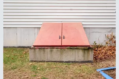 16 Pearl St, East Bridgewater, MA 02333 - Photo 23